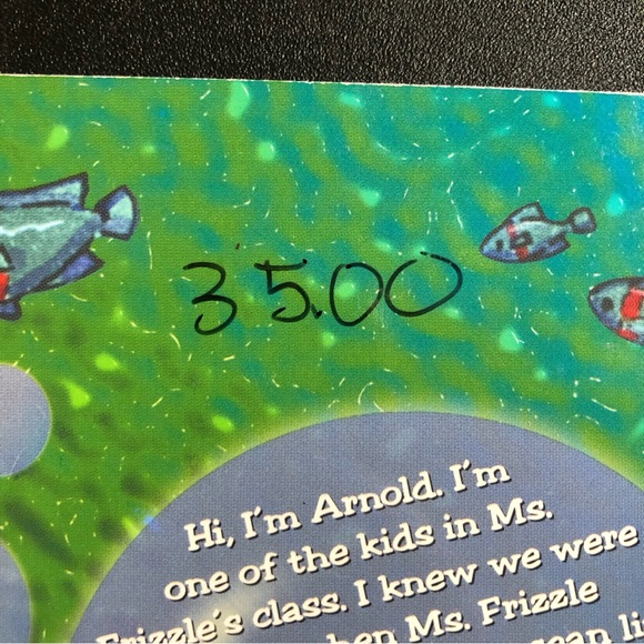 The Great Shark Escape (The Magic School Bus Chapter Book, No. 7) by Jennifer - Picture 3 of 4